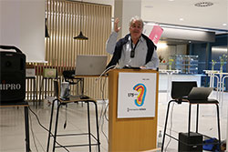 Univ.Prof. Peter Kiefer beim Festvortrag