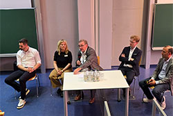 Podiumsdiskussion